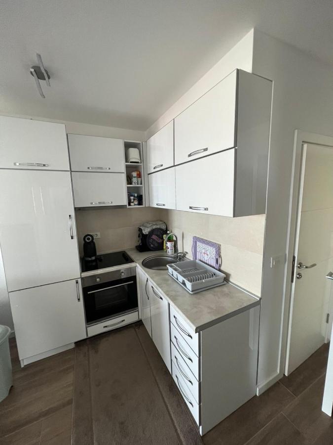 Meri Apartment *